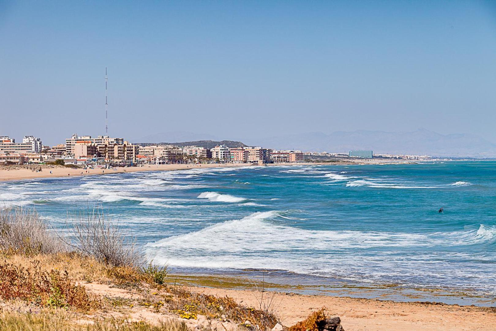 شقة Miramar Magic Sea & Sunrise View تورّيفيِخا المظهر الخارجي الصورة