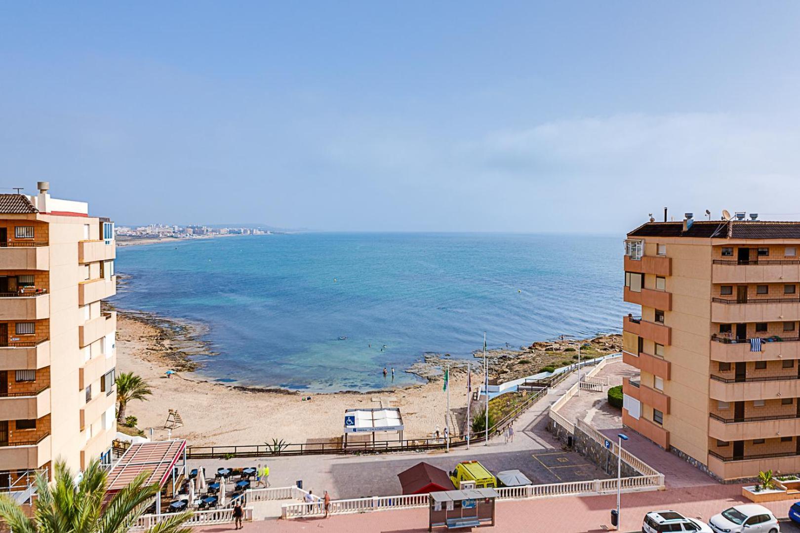 شقة Miramar Magic Sea & Sunrise View تورّيفيِخا المظهر الخارجي الصورة