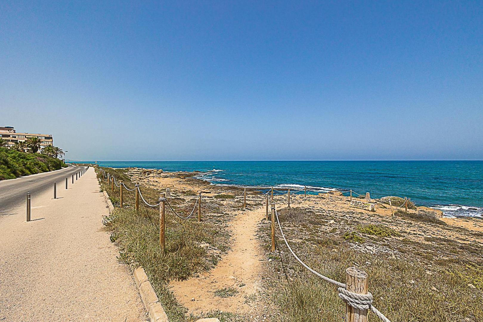 شقة Miramar Magic Sea & Sunrise View تورّيفيِخا المظهر الخارجي الصورة
