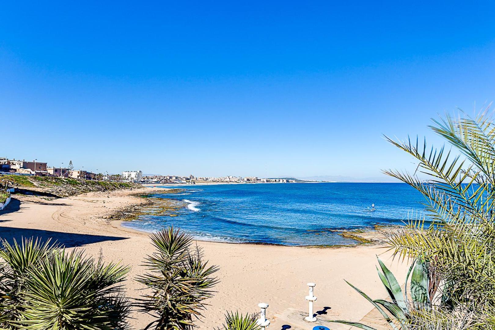 شقة Miramar Magic Sea & Sunrise View تورّيفيِخا المظهر الخارجي الصورة