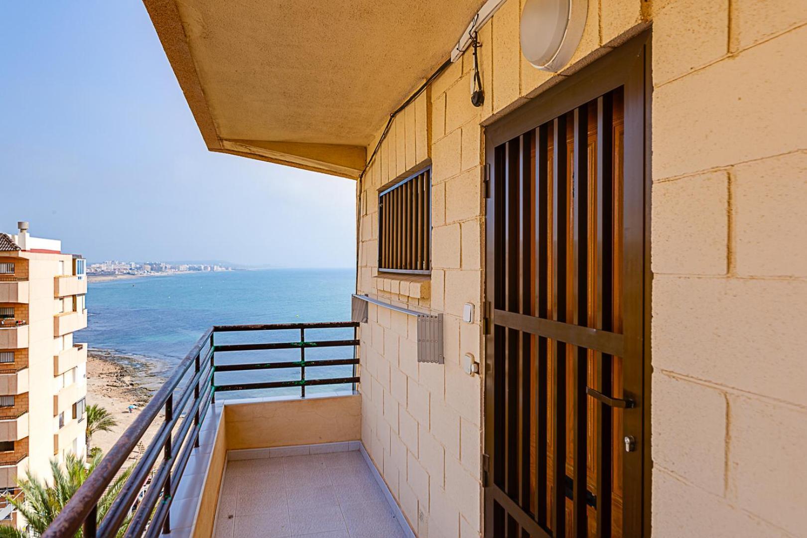 شقة Miramar Magic Sea & Sunrise View تورّيفيِخا المظهر الخارجي الصورة