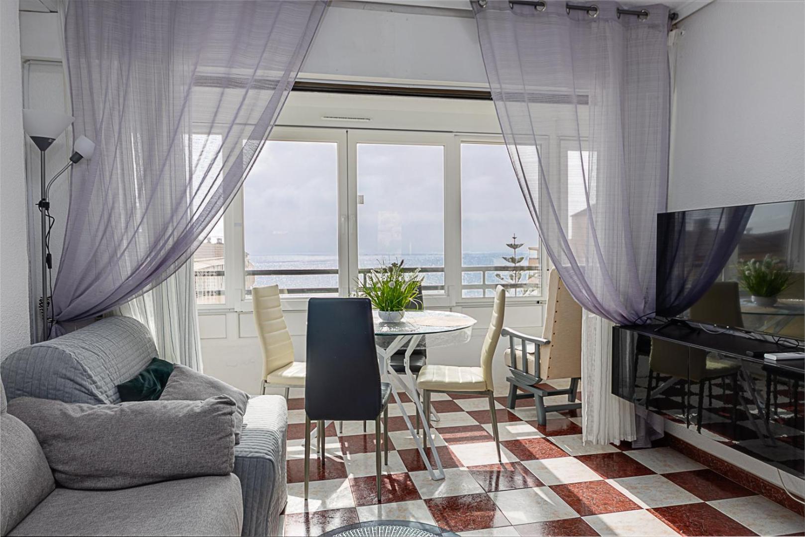 شقة Miramar Magic Sea & Sunrise View تورّيفيِخا المظهر الخارجي الصورة